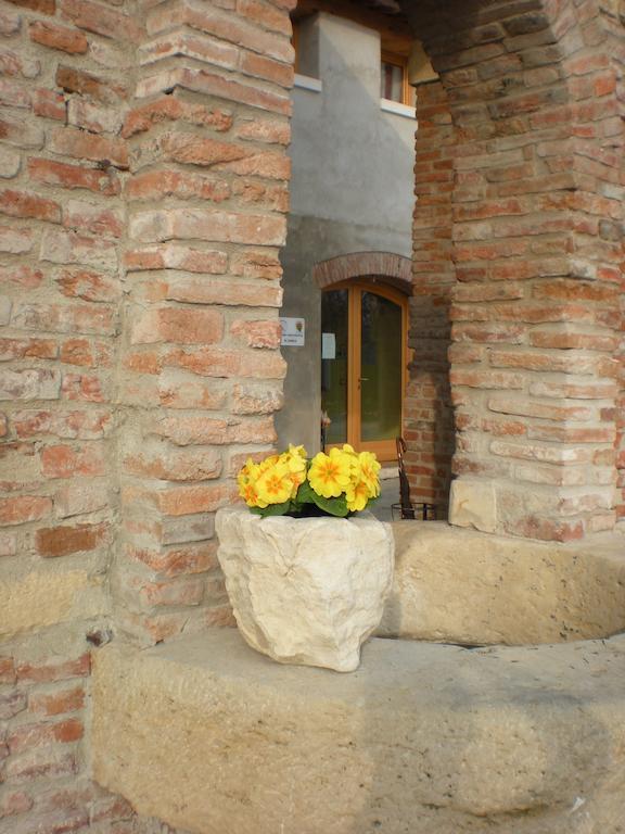 לוניגו Agriturismo Al Casale מראה חיצוני תמונה
